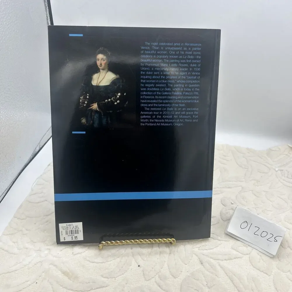 Ciatti, Marco; Navarro, Fausta; Riitano, Patrizia: Titan's La Bella: Woman in a